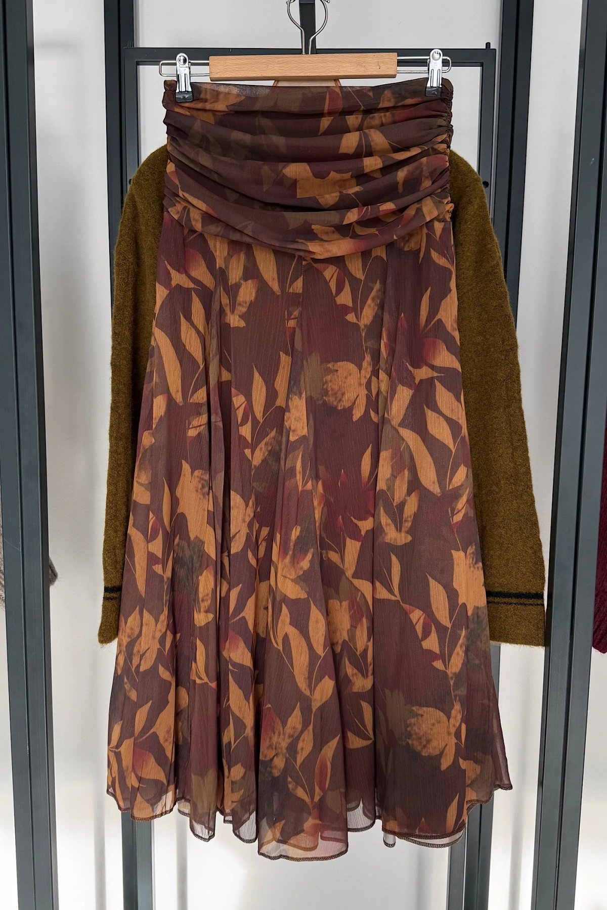 Şal Desen Etek Yaprak Desen