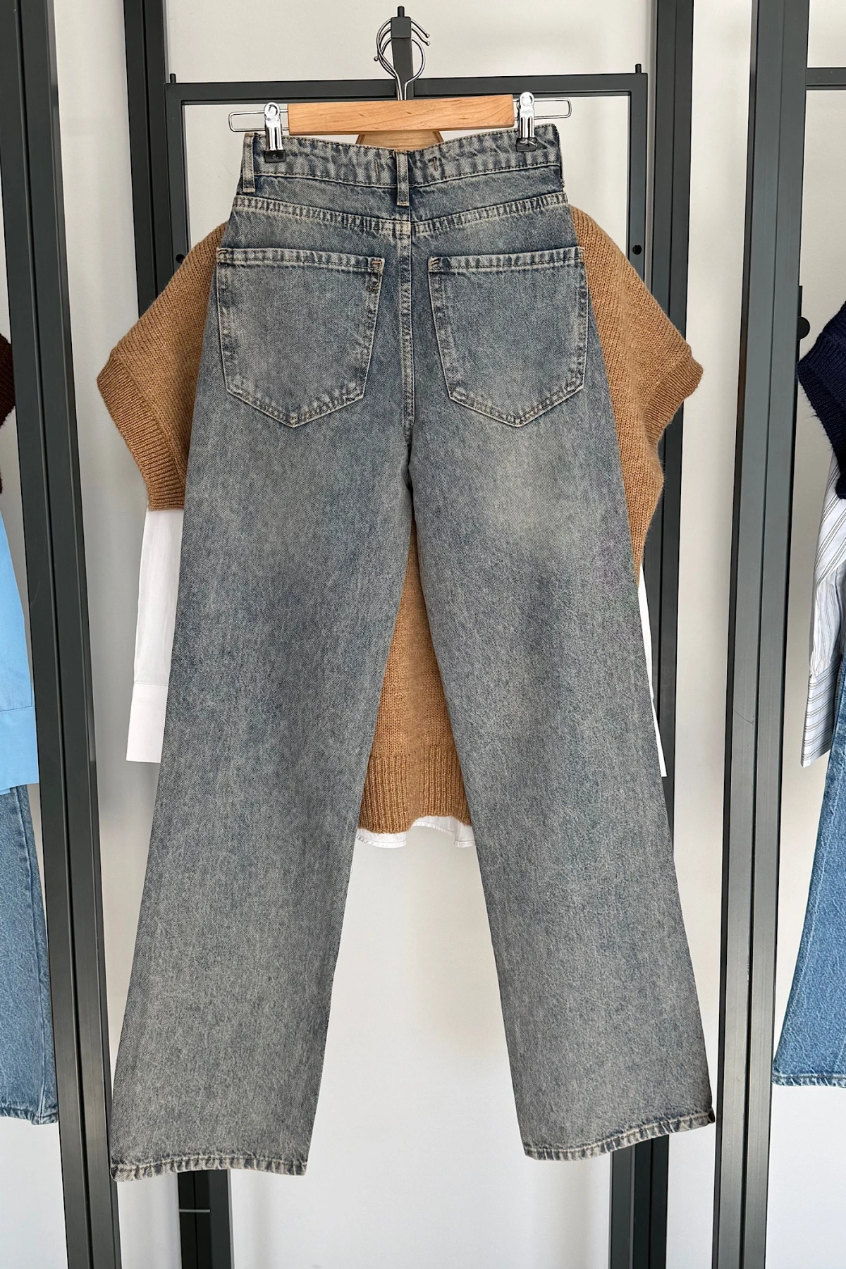 Straight Fit Vintage Görünümlü Jean Tintli