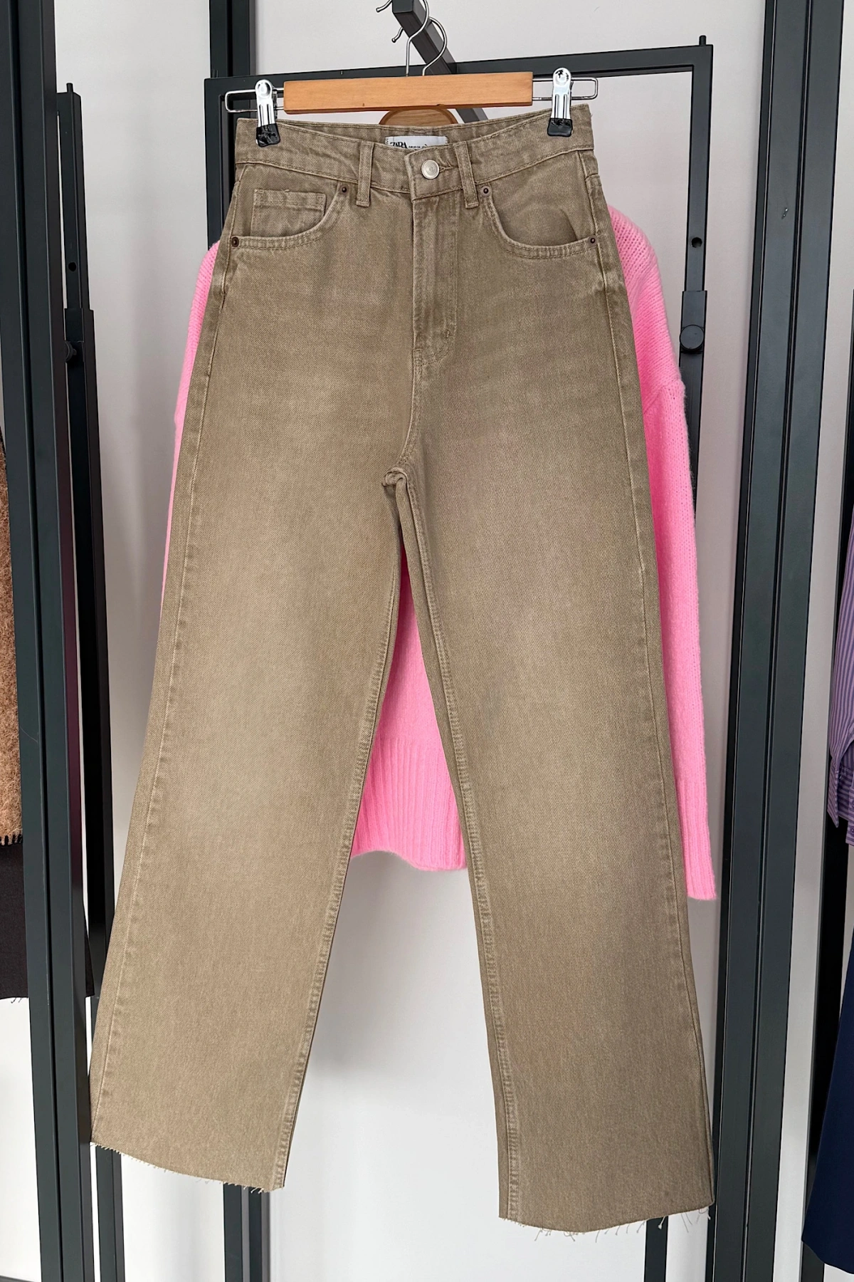 Straight Fit Vintage Görünümlü Kesik Paça Jean Bej