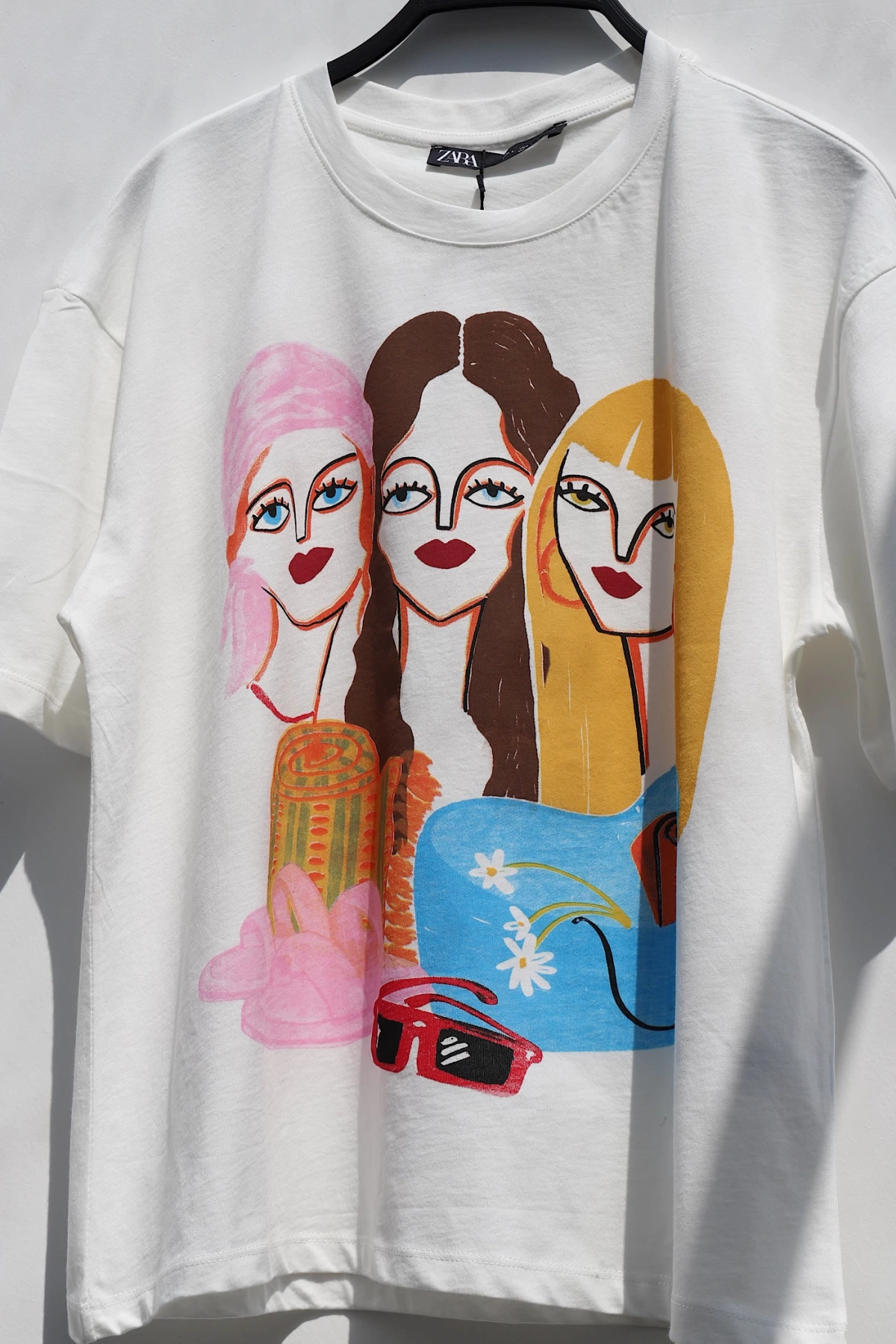Three Girls Figured T-Shirt
