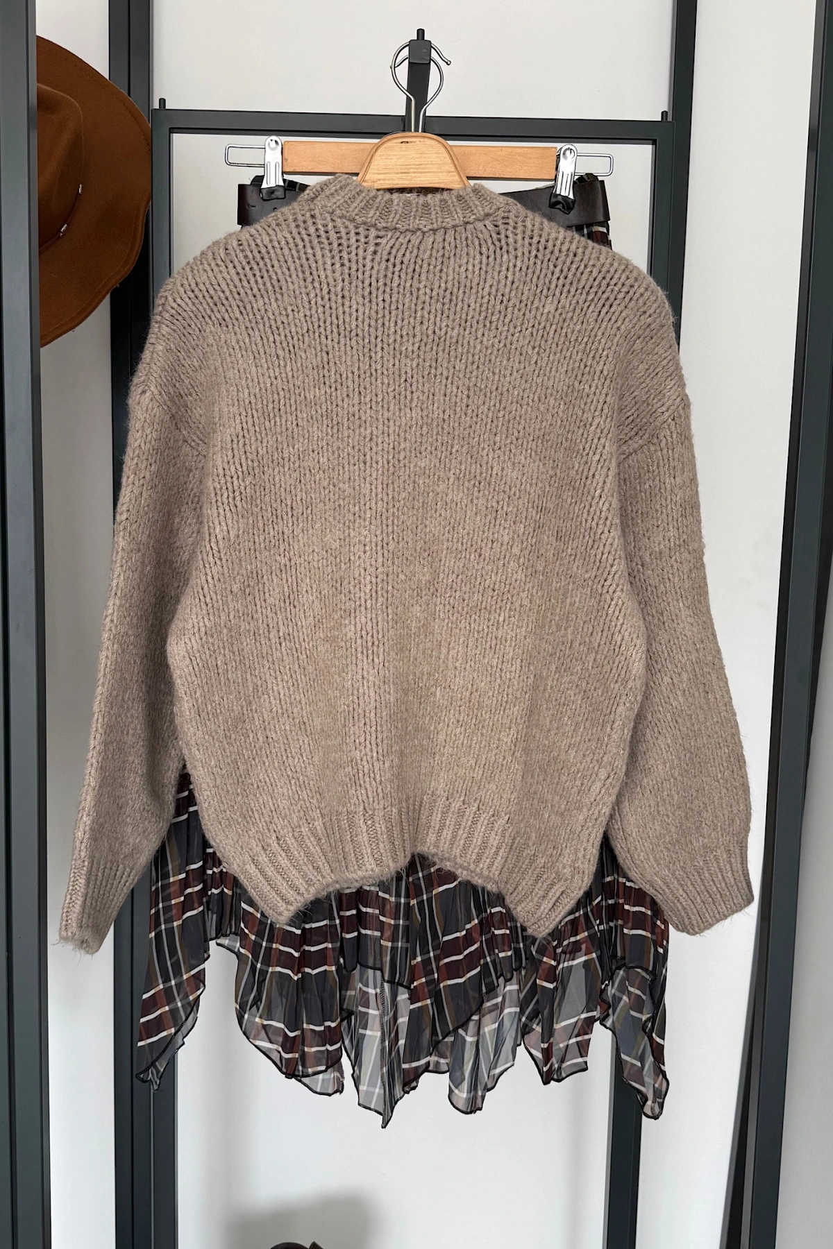 Uzun Kollu Kazak Açık Vizon