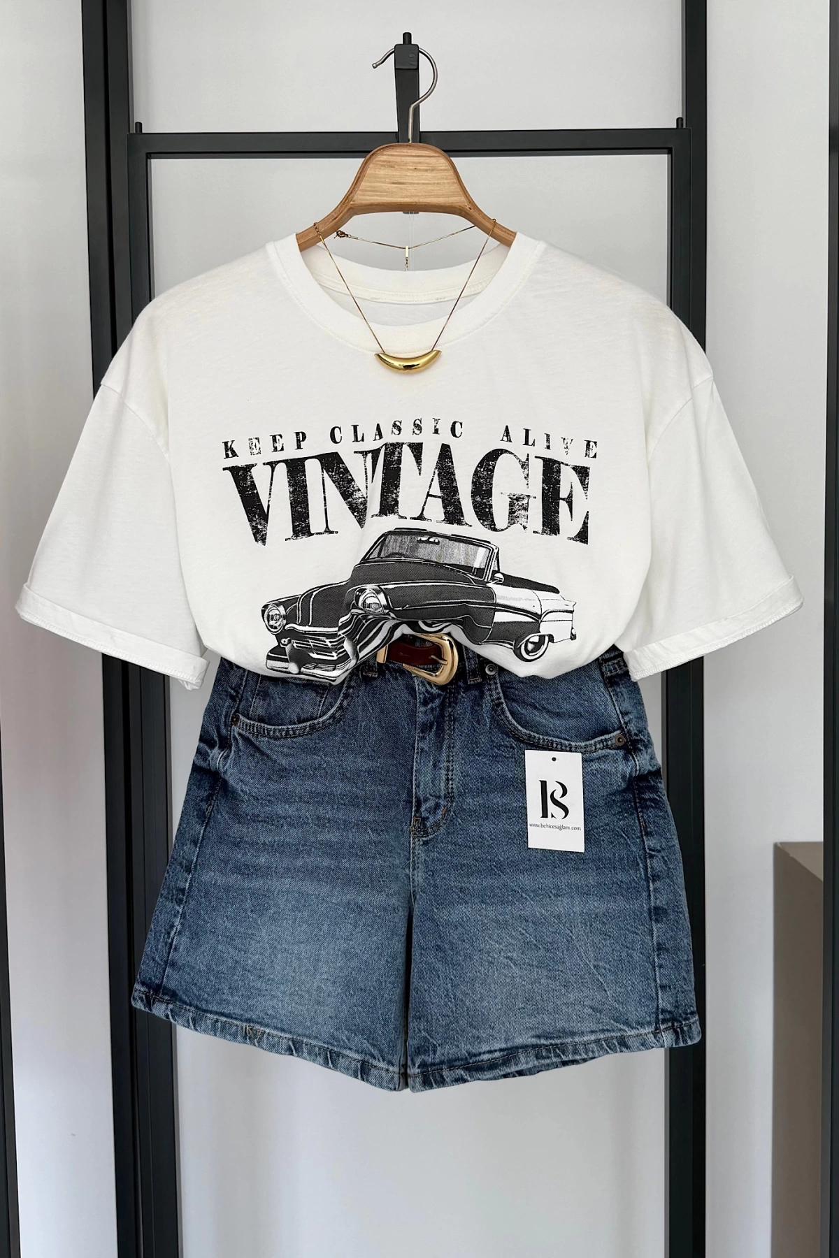 Vintage Araba Baskılı T-shirt Krem