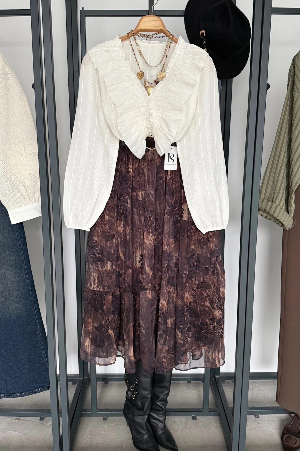 Volan Detay Bluz Beyaz