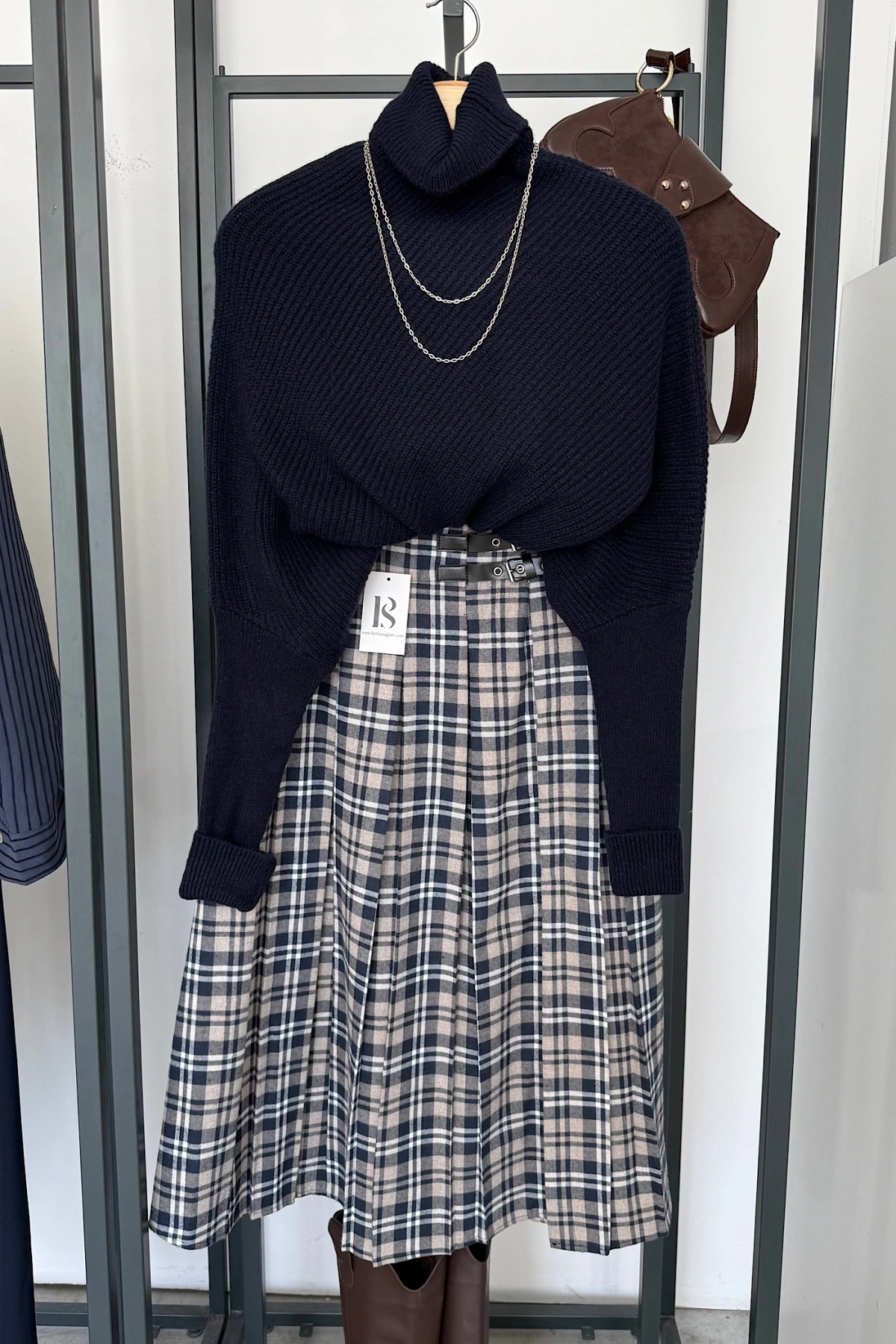 Yandan Yırtmaçlı İskoç Etek Lacivert-Bej