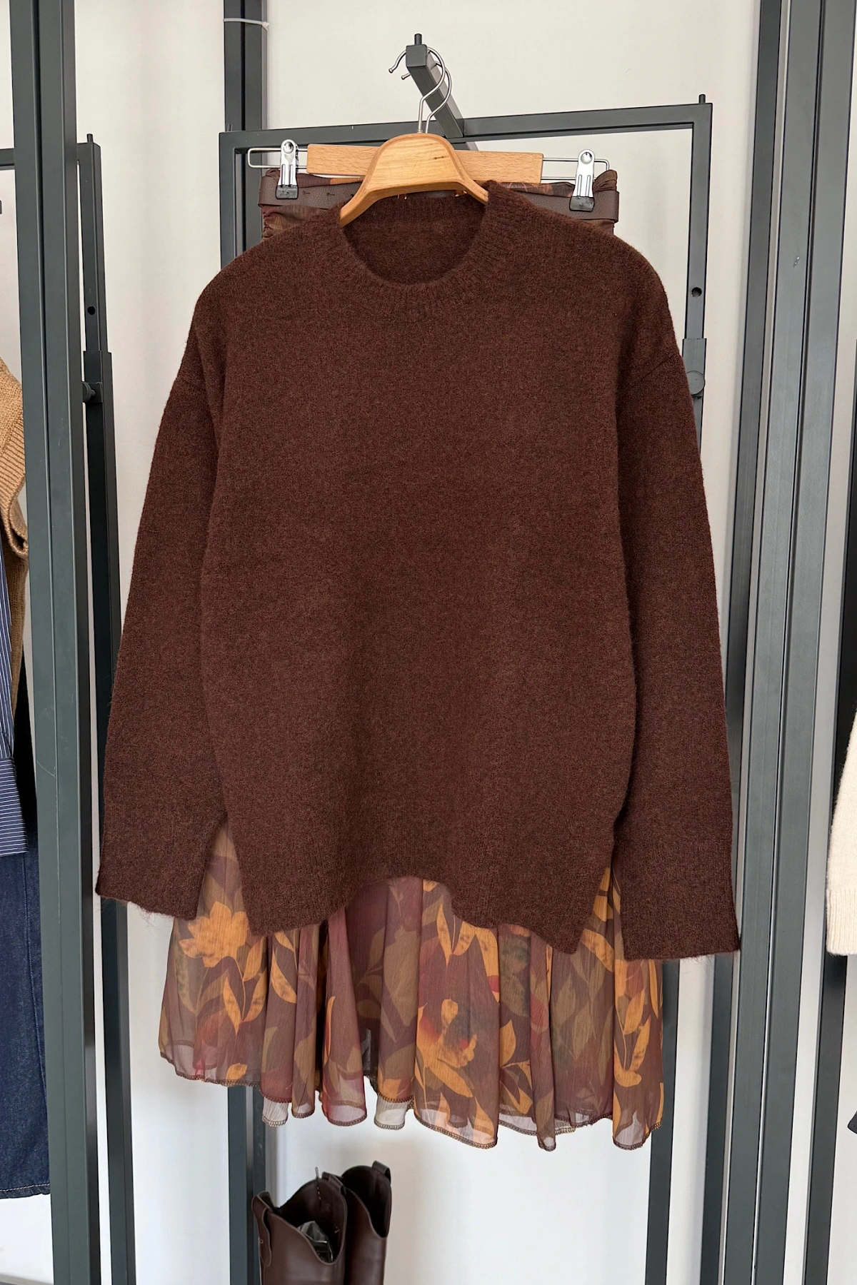 Yumuşak Dokulu Bisiklet Yaka Kazak Kahverengi