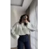 Geniş Kol Beyaz Yumoş Kazak