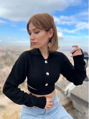 Premium Siyah Crop Kazak