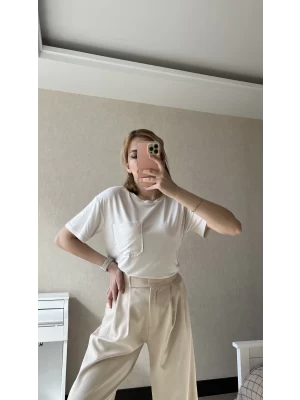 Basic Düz Krem Cepli T-Shirt