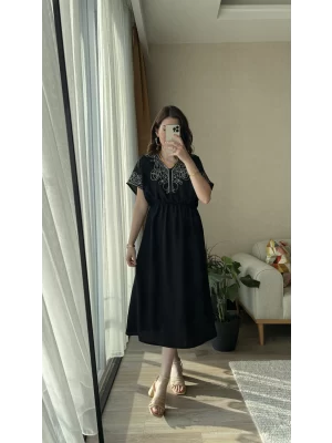 Poppy Siyah Nakışlı Elbise
