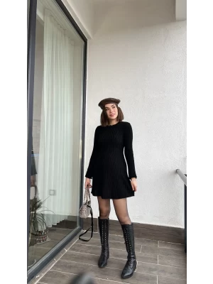 Viral Siyah Triko Elbise (Ön Sipariş)