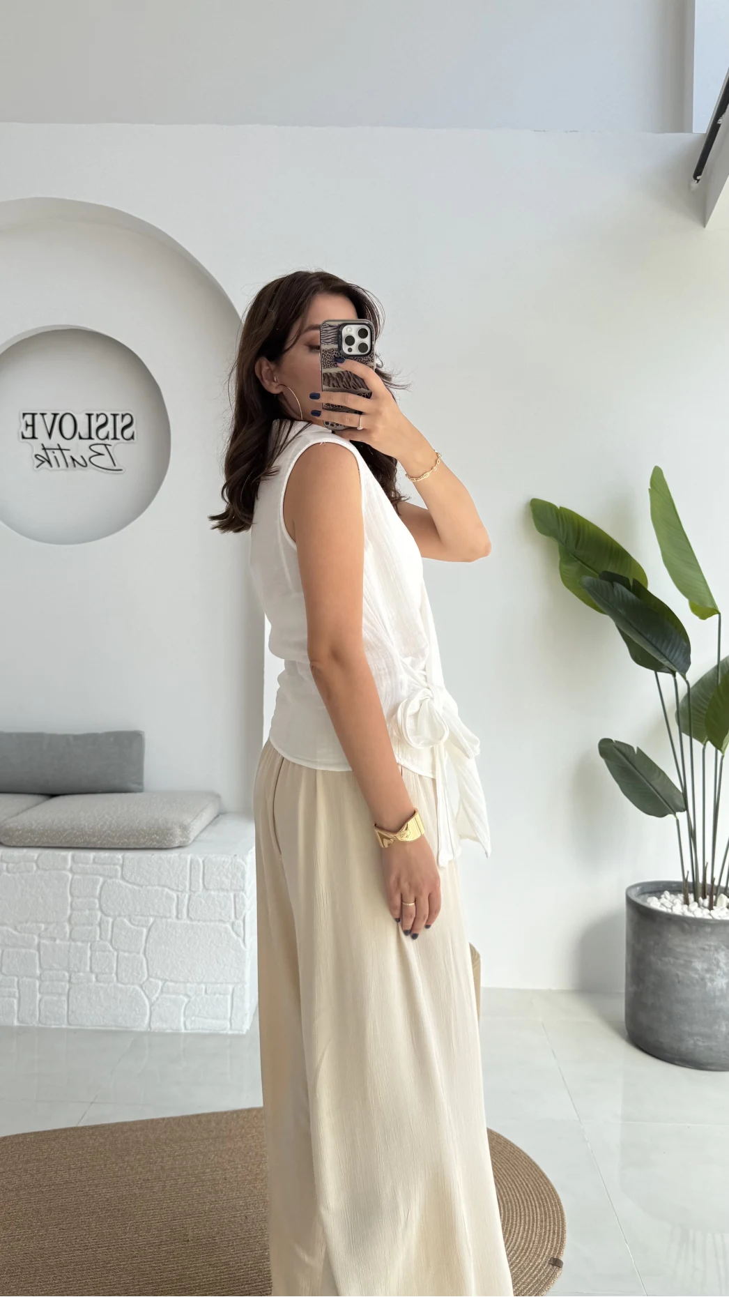 1036 - Rarity Polo Yaka Sıfır Kol Müslin Bluz - Kırık Beyaz