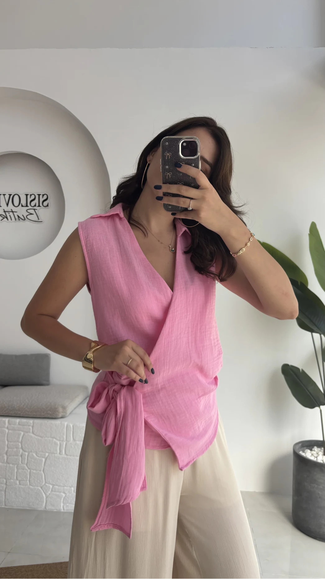 1036 - Rarity Polo Yaka Sıfır Kol Müslin Bluz - Şeker Pembesi