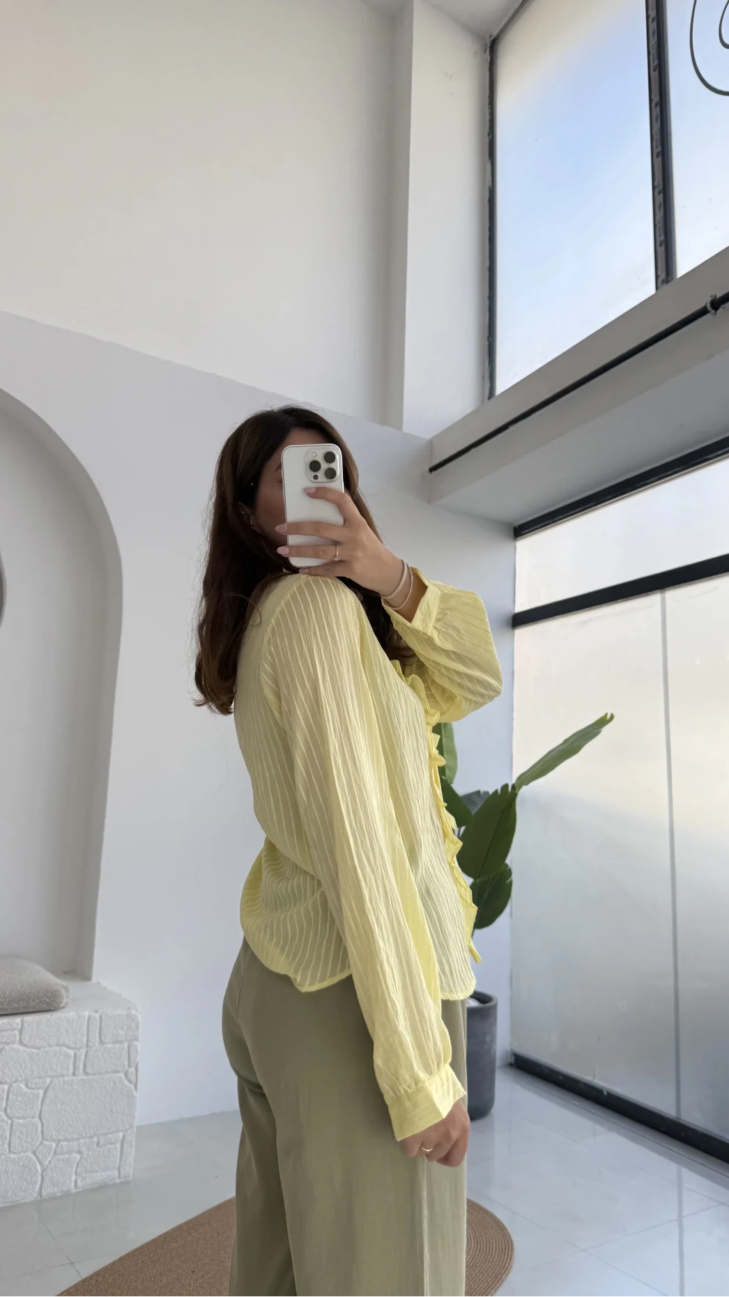 2118 - Aisha Uzun Kollu Fırfır Detay Gömlek - Sarı