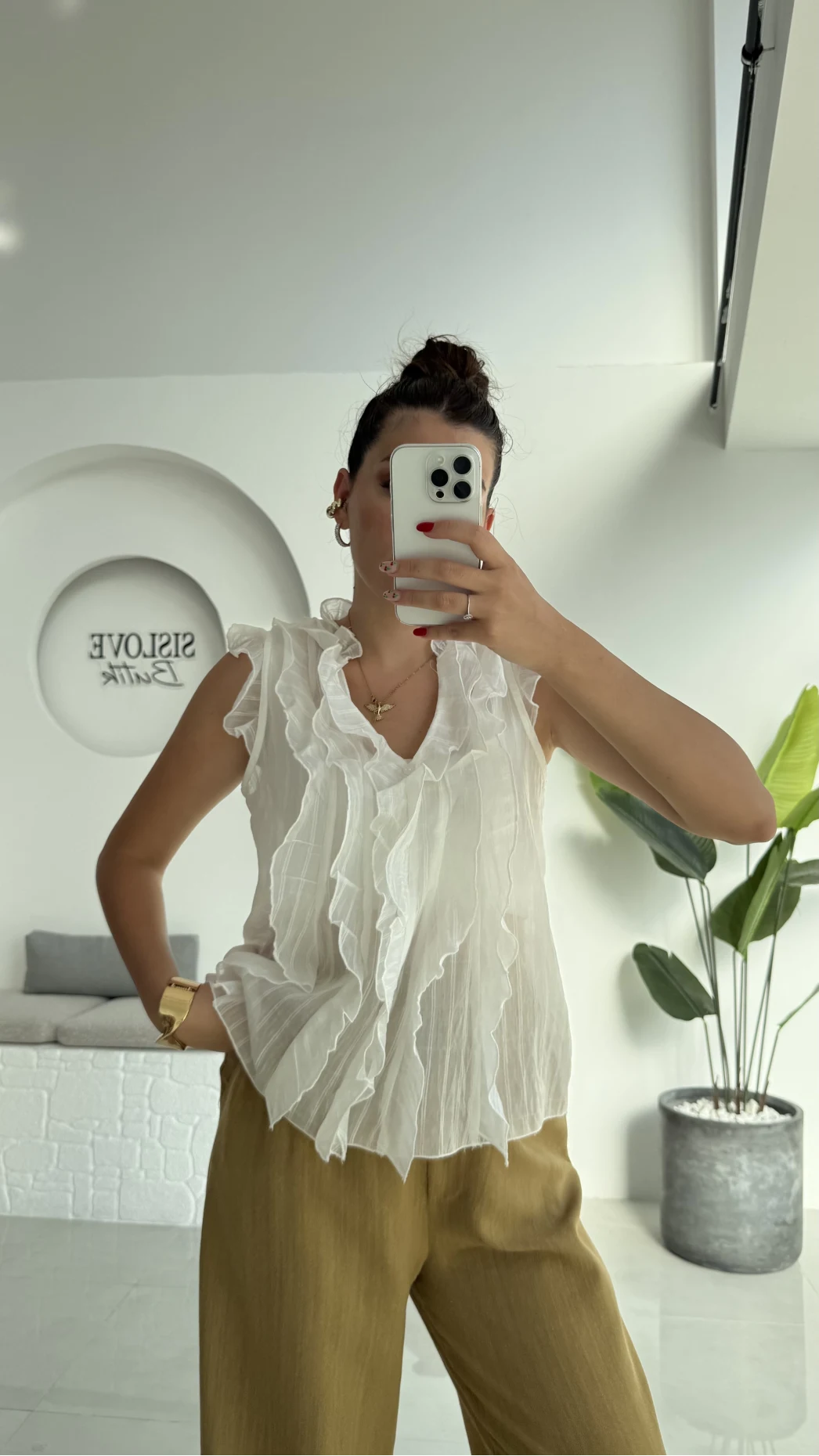 2119 - Julie Sıfır Kol Fırfırlı Gömlek - Beyaz