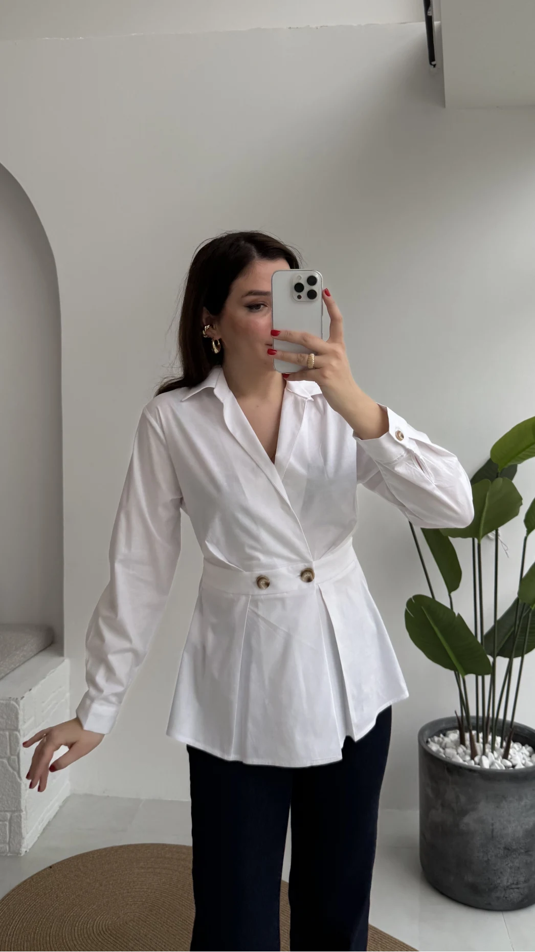 Coquette Pile Detay Düğmeli Kısa Bluz - Beyaz - Kod: 5426