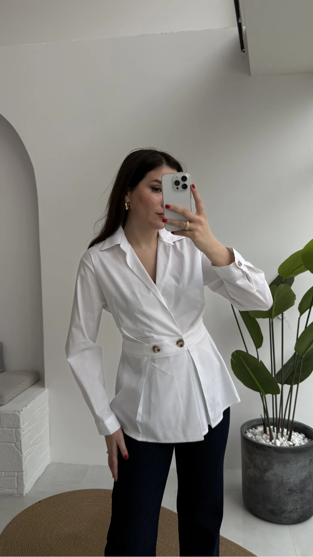 Coquette Pile Detay Düğmeli Kısa Bluz - Beyaz - Kod: 5426