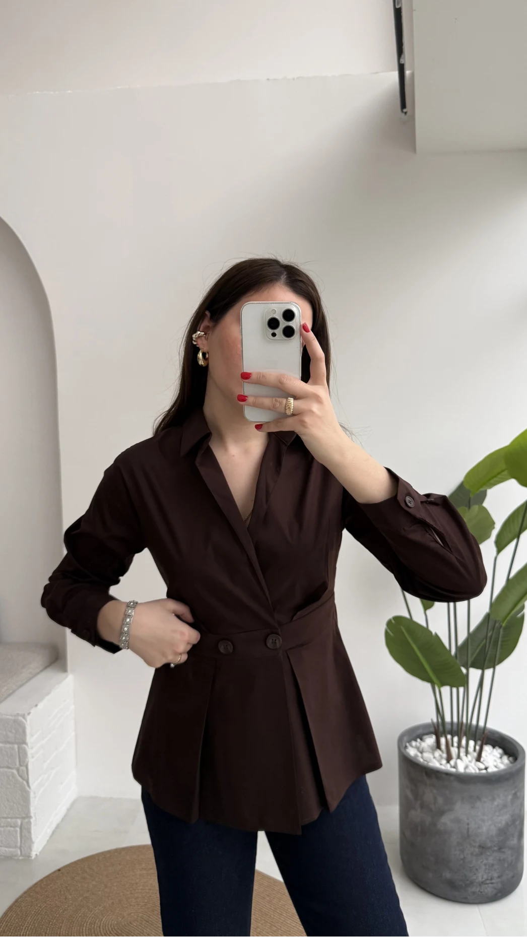 Coquette Pile Detay Düğmeli Kısa Bluz - Acı Kahve - Kod: 5426