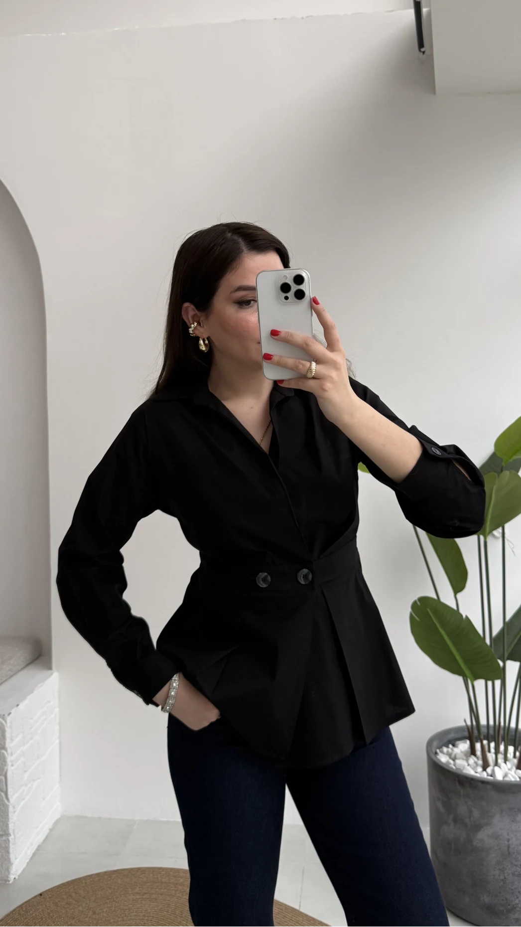 Coquette Pile Detay Düğmeli Kısa Bluz - Siyah - Kod: 5426