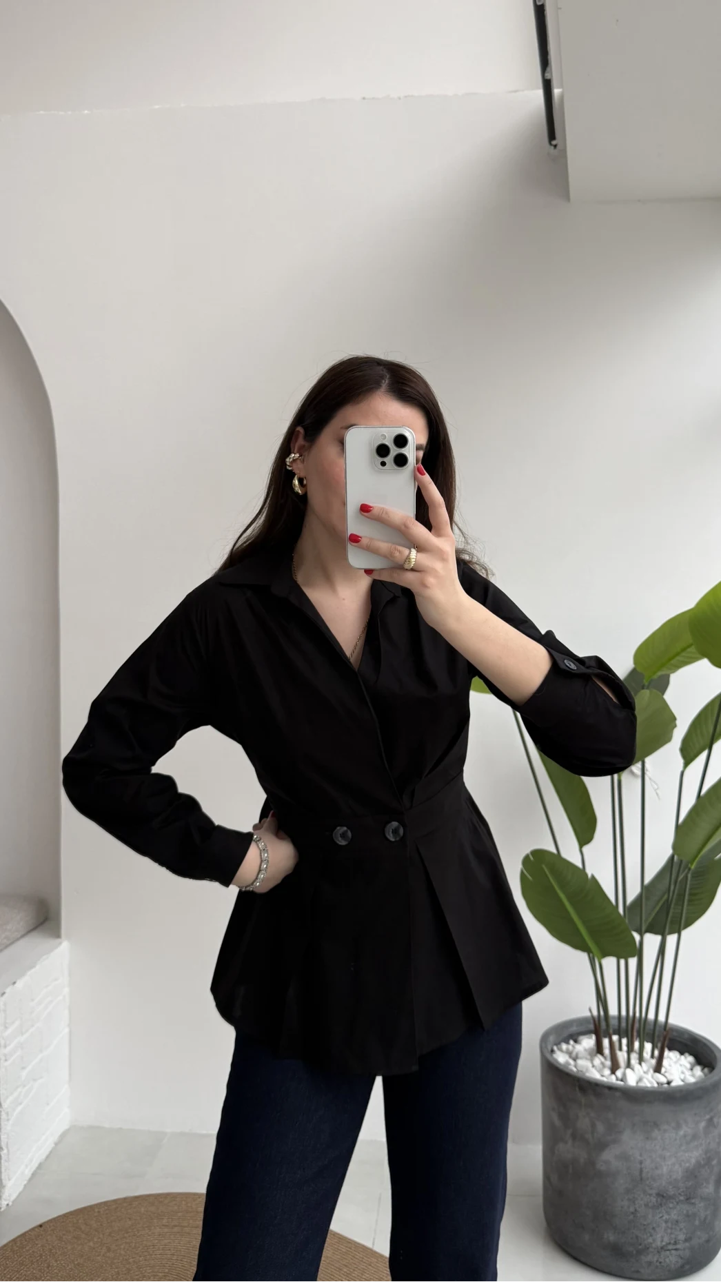 Coquette Pile Detay Düğmeli Kısa Bluz - Siyah - Kod: 5426