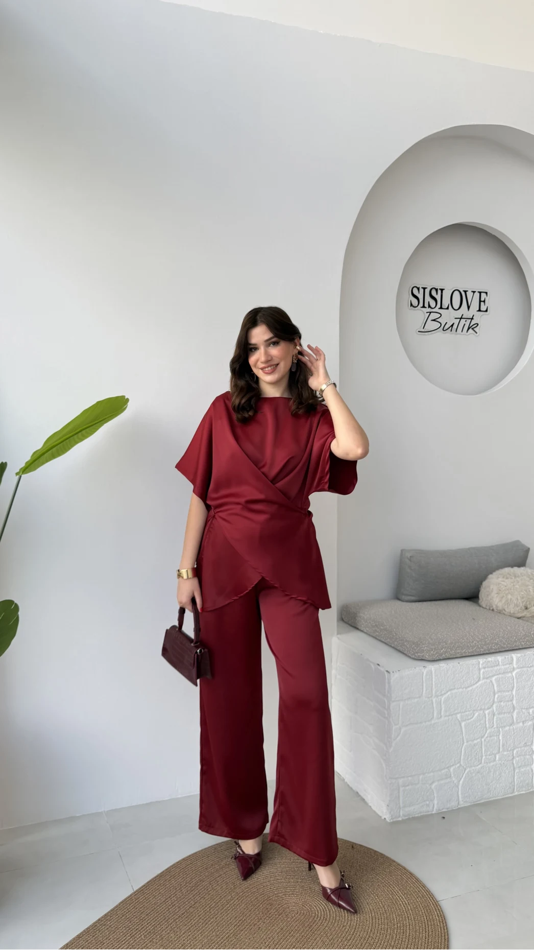 Elodia Kısa Kol Bağlamalı Saten Takım - Bordo