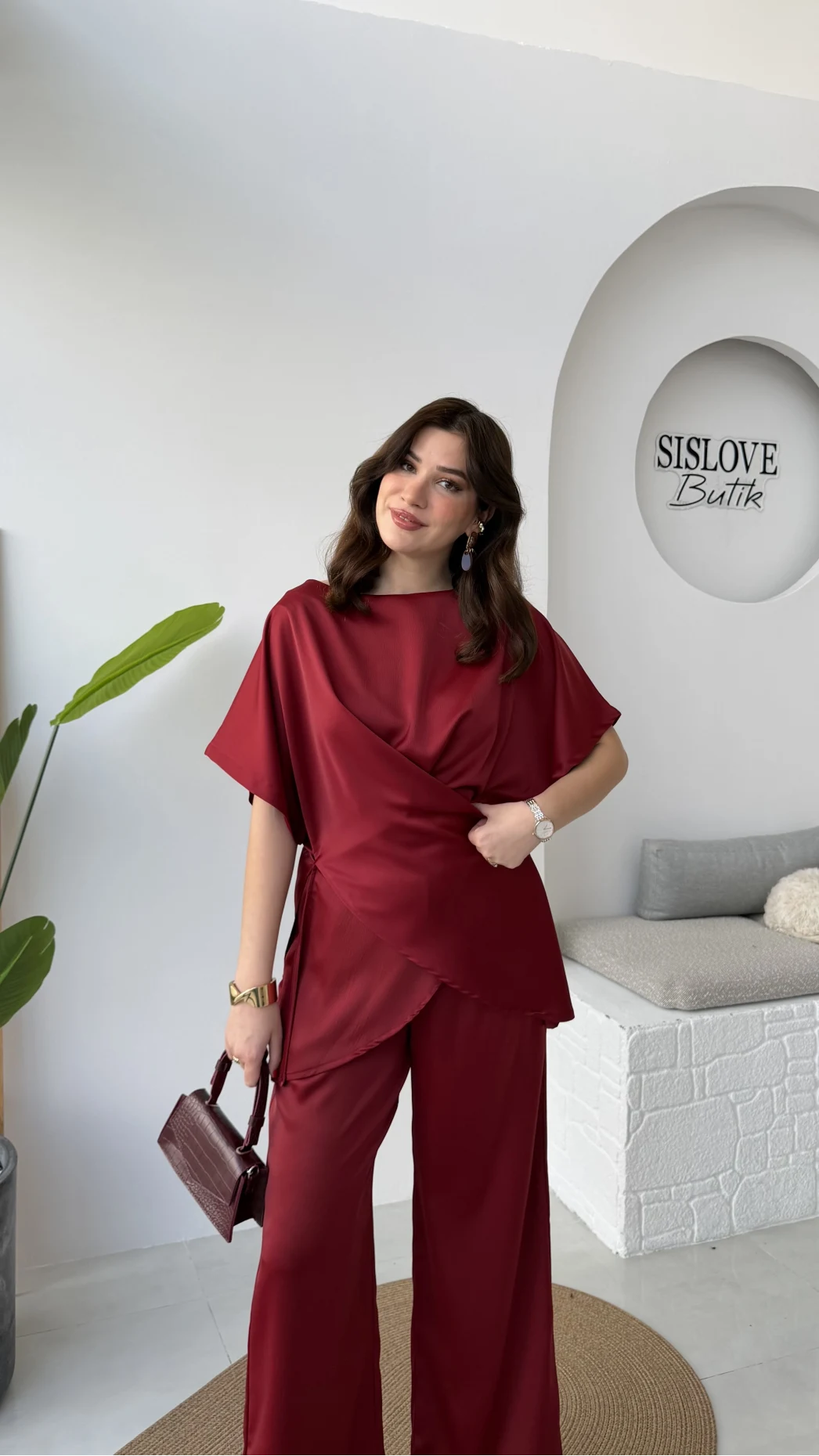 Elodia Kısa Kol Bağlamalı Saten Takım - Bordo