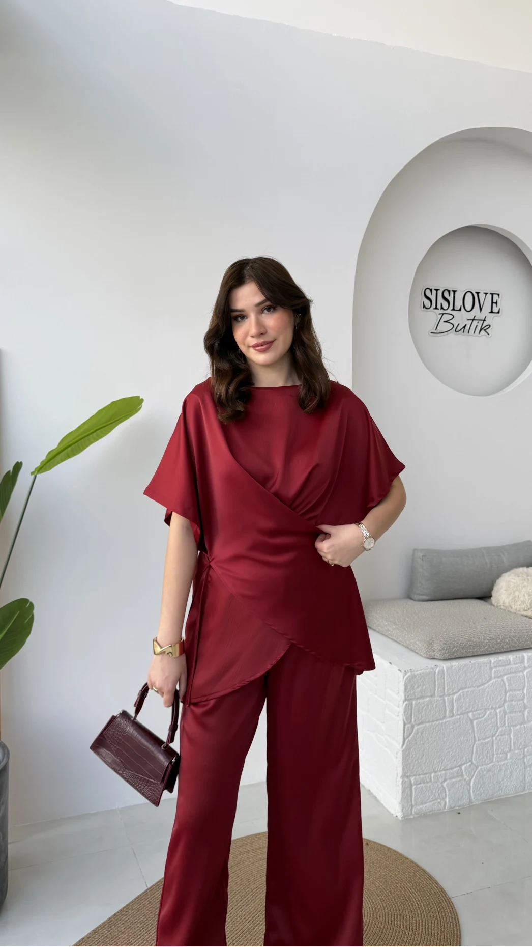 Elodia Kısa Kol Bağlamalı Saten Takım - Bordo