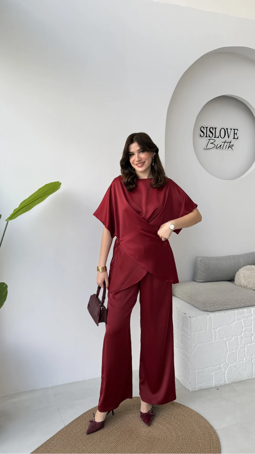 Elodia Kısa Kol Bağlamalı Saten Takım - Bordo