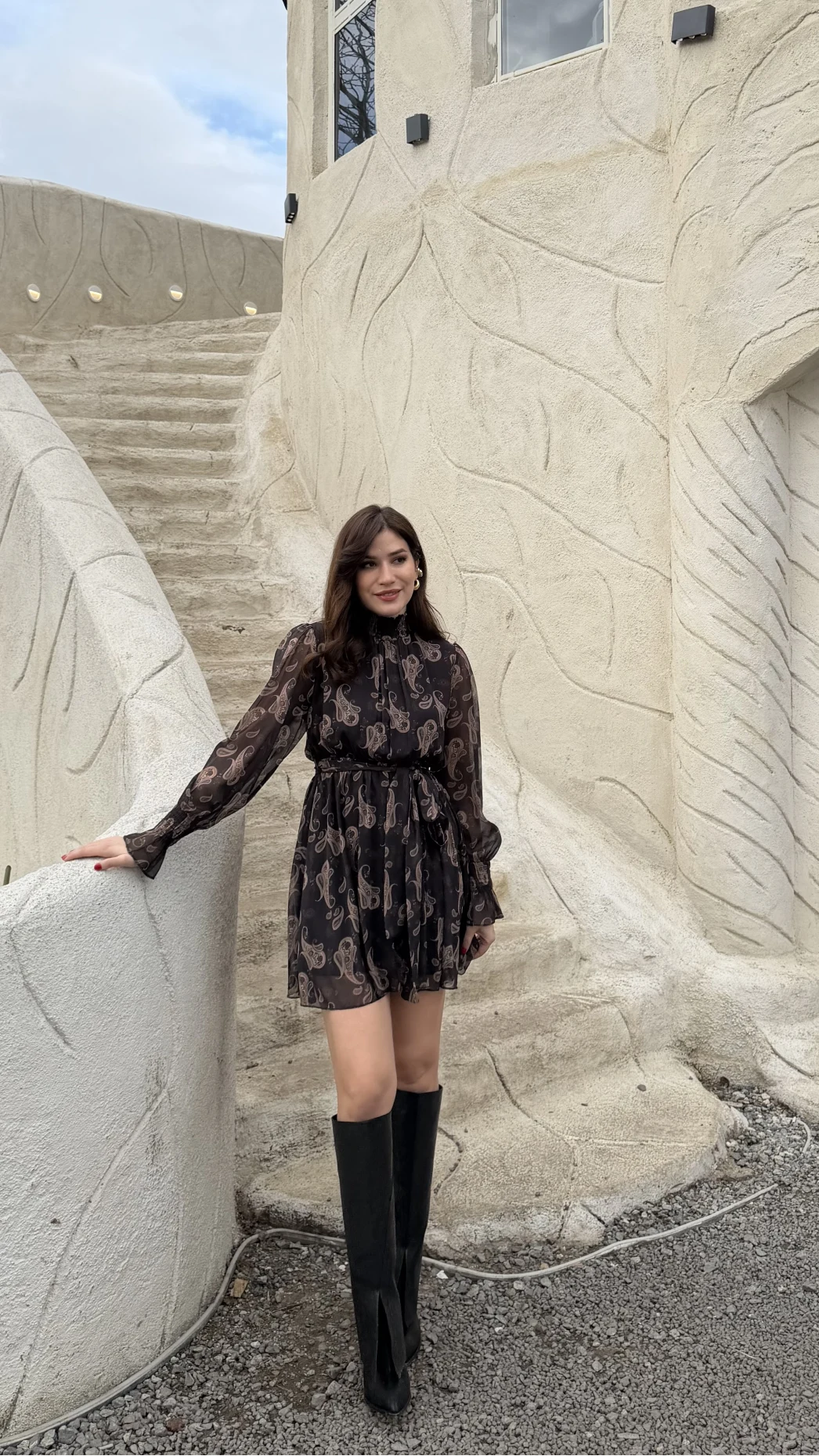 Eliora Kuşaklı Gipeli Desenli Şifon Elbise - Siyah - Kod: 0933