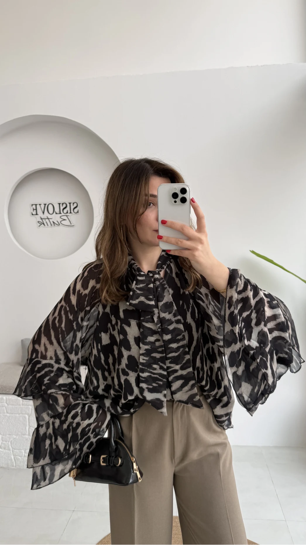 Velma Fular Bağlamalı Desenli Şifon Bluz - Siyah - Kod: 5024