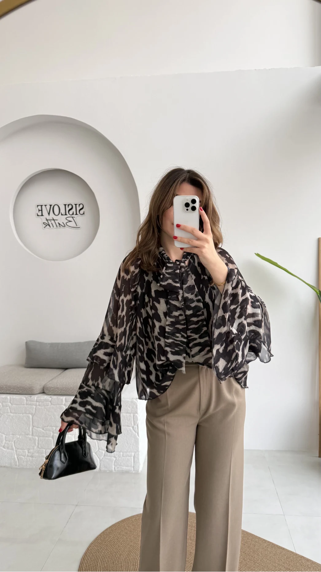 Velma Fular Bağlamalı Desenli Şifon Bluz - Siyah - Kod: 5024