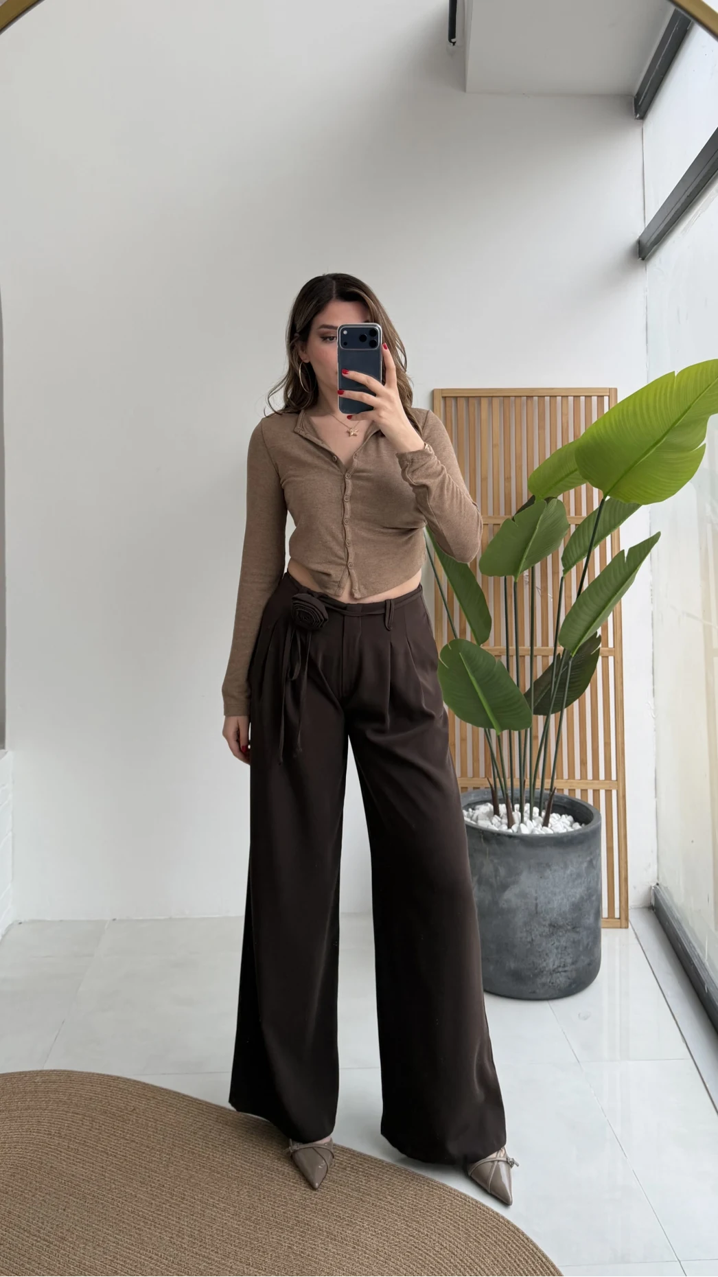 Gül Detay Bağcıklı Pantolon - Acı Kahve - Kod: 3902