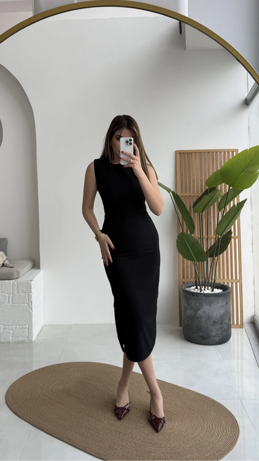 Jenny Pile Detay Yırtmaçlı Sıfır Kol Elbise - Siyah - Kod: 0572