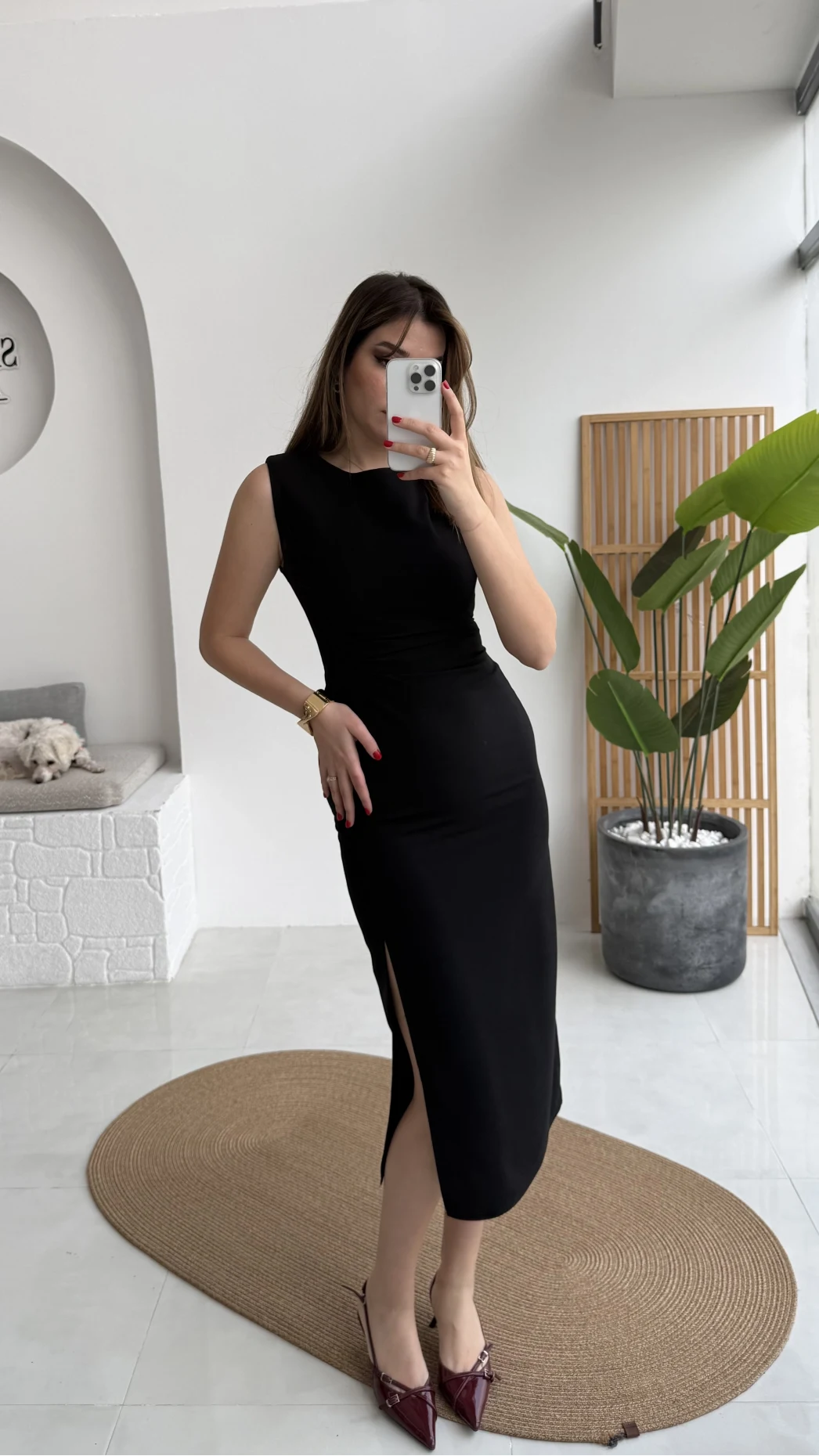 Jenny Pile Detay Yırtmaçlı Sıfır Kol Elbise - Siyah - Kod: 0572