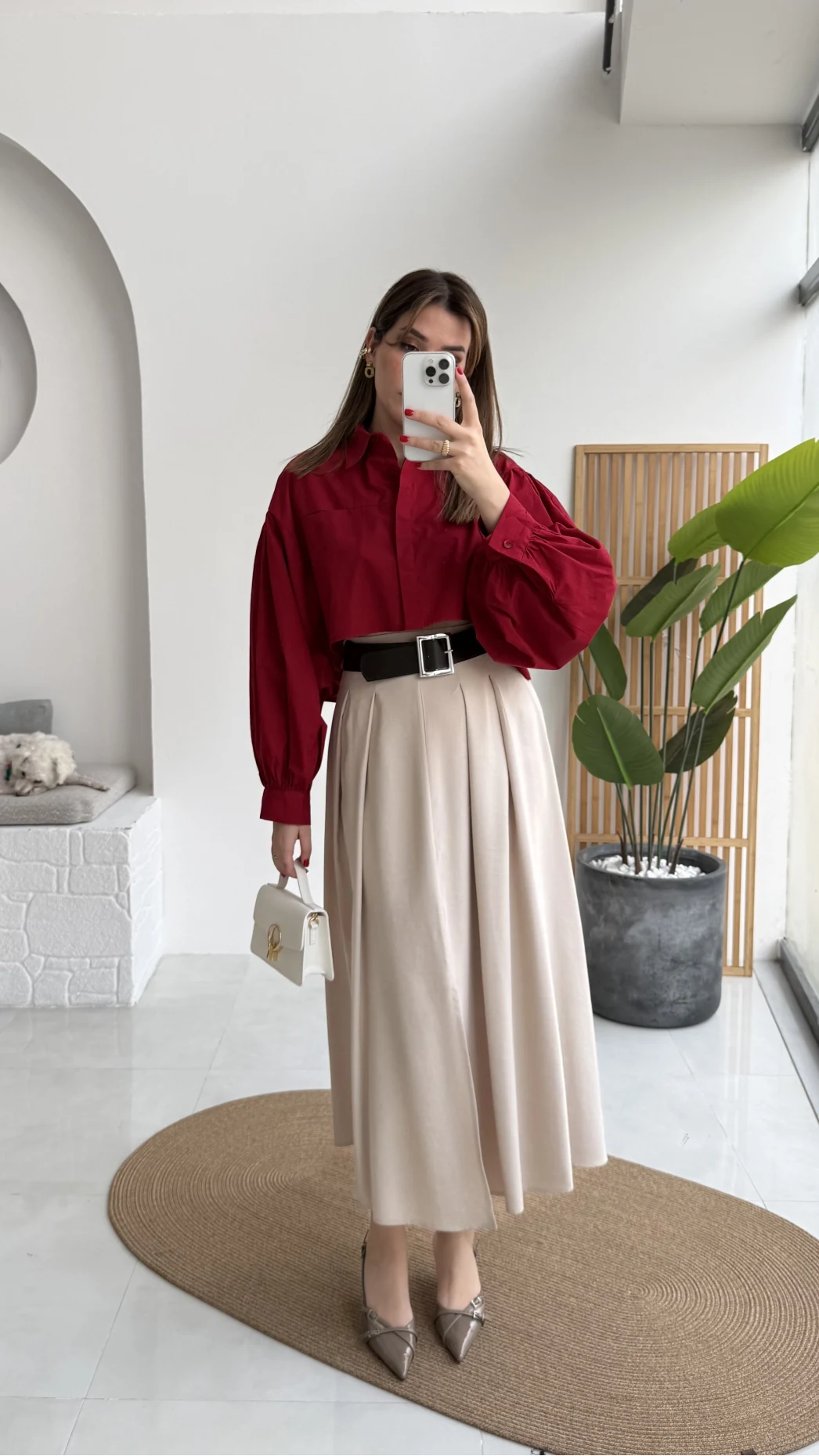 Bitter Kemerli Pileli Yırtmaç Detay Midi Boy Etek - Taş - Kod: 5043