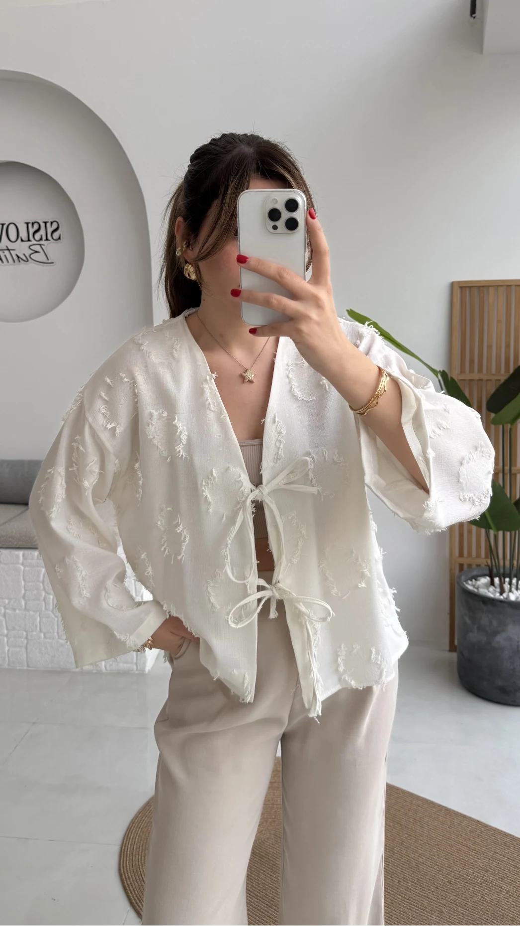 Püskül Detay Bağlamalı Kimono - Beyaz - Kod: 7012