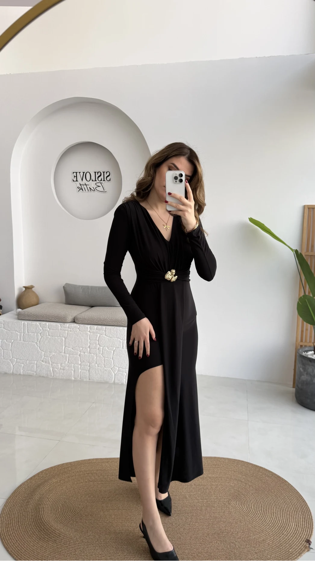 Pretty Aksesuar Detay Yırtmaçlı Elbise - Siyah - Kod: 0909