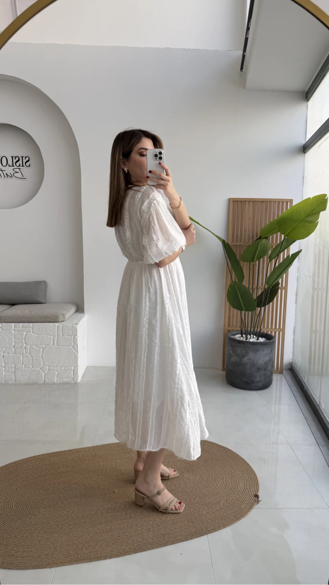 Alise Püsküllü V Yaka Balon Kol Elbise - Ekru - Kod: 3075