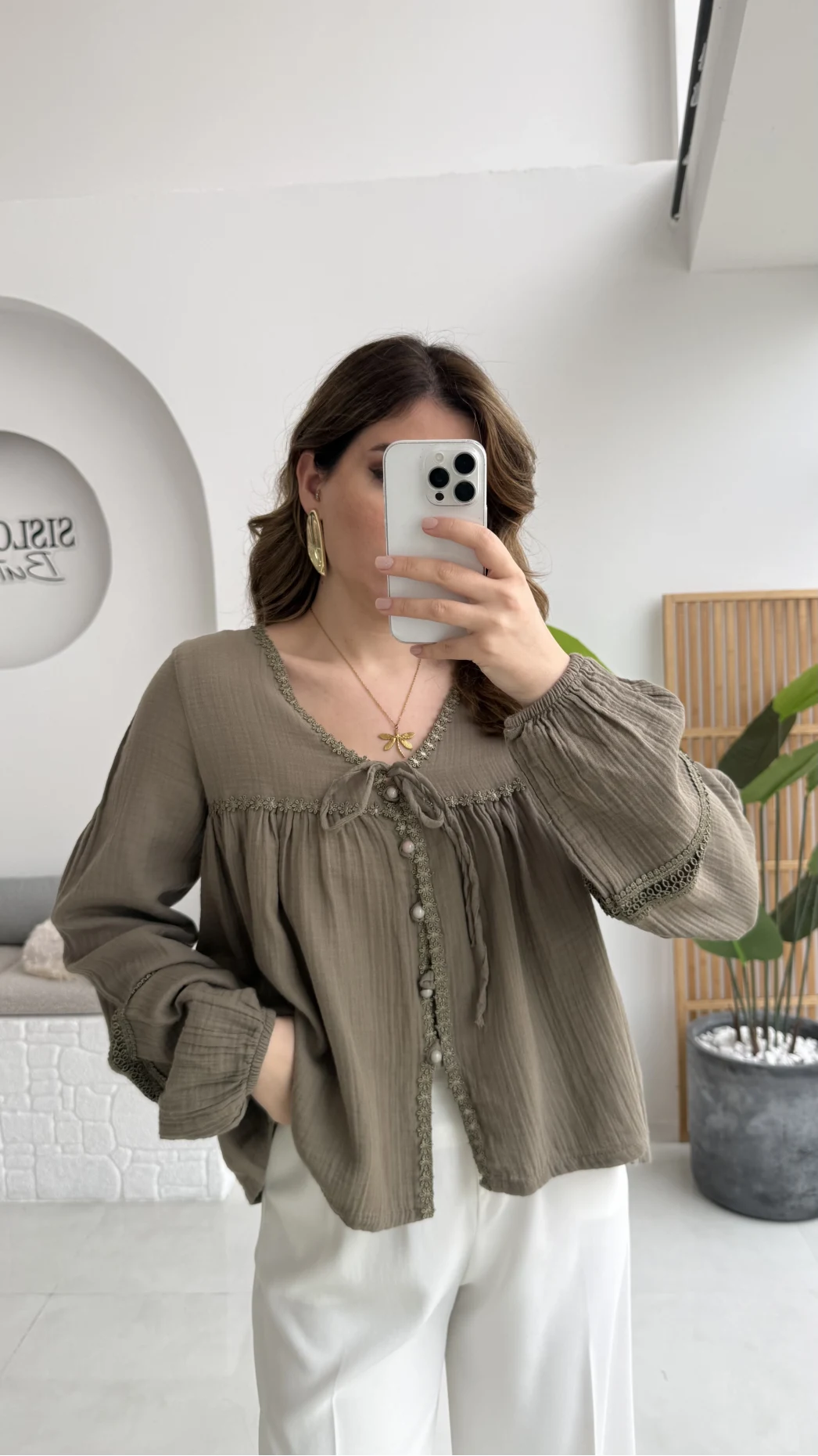 Peri İnci Detay Haki Bluz