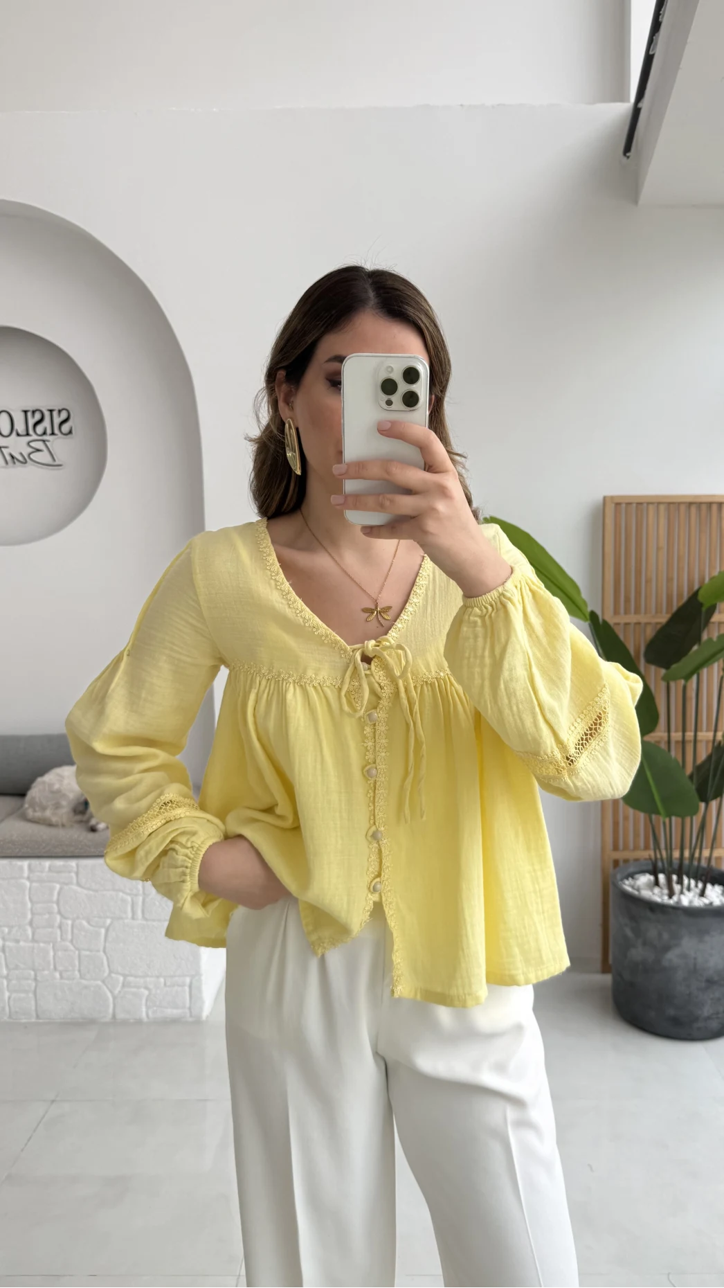 Peri İnci Detay Sarı Bluz