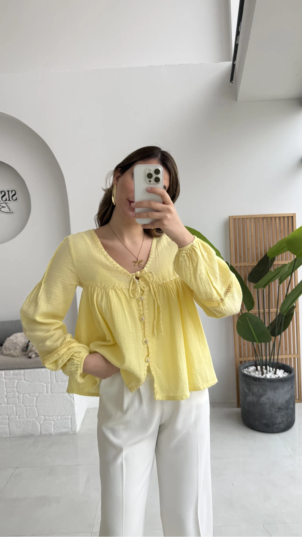 Peri İnci Detay Sarı Bluz