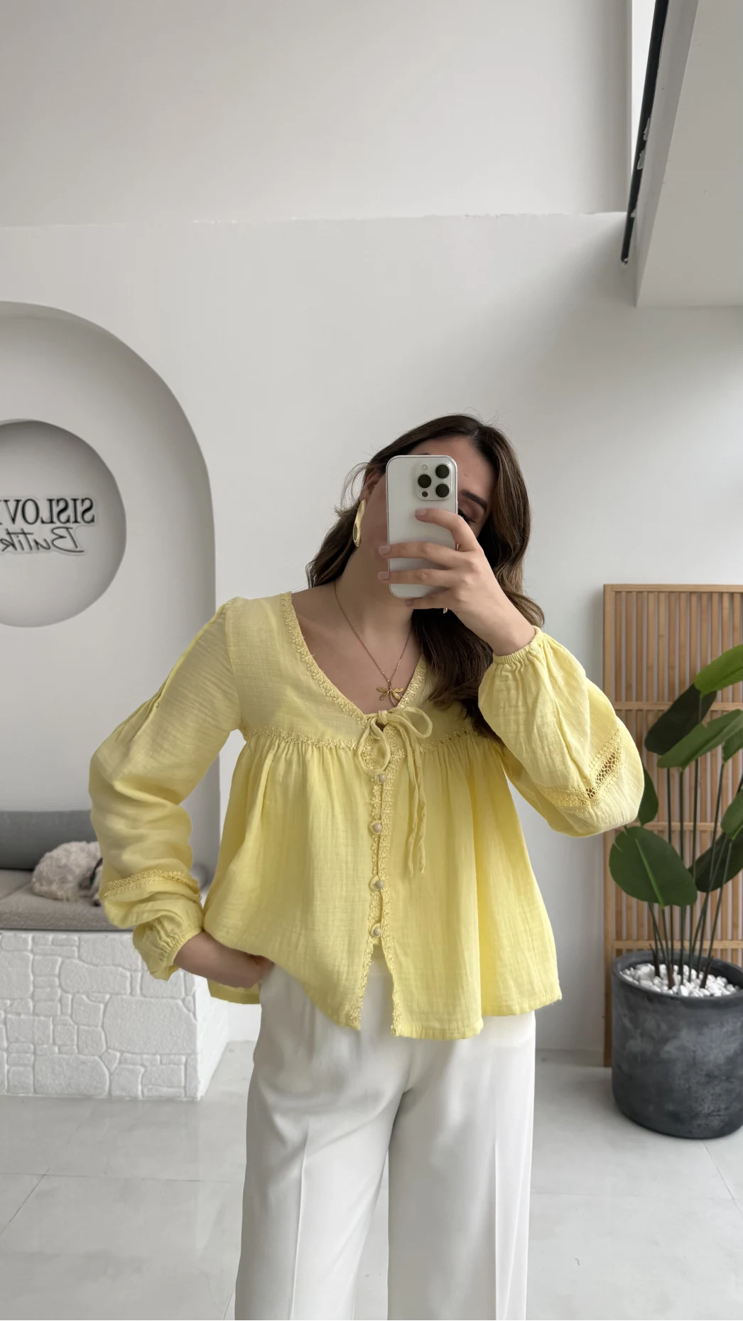 Peri İnci Detay Sarı Bluz