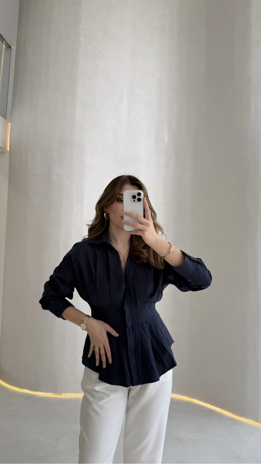 Adira V Yaka Beli Pileli Gömlek - Lacivert - Kod: 126