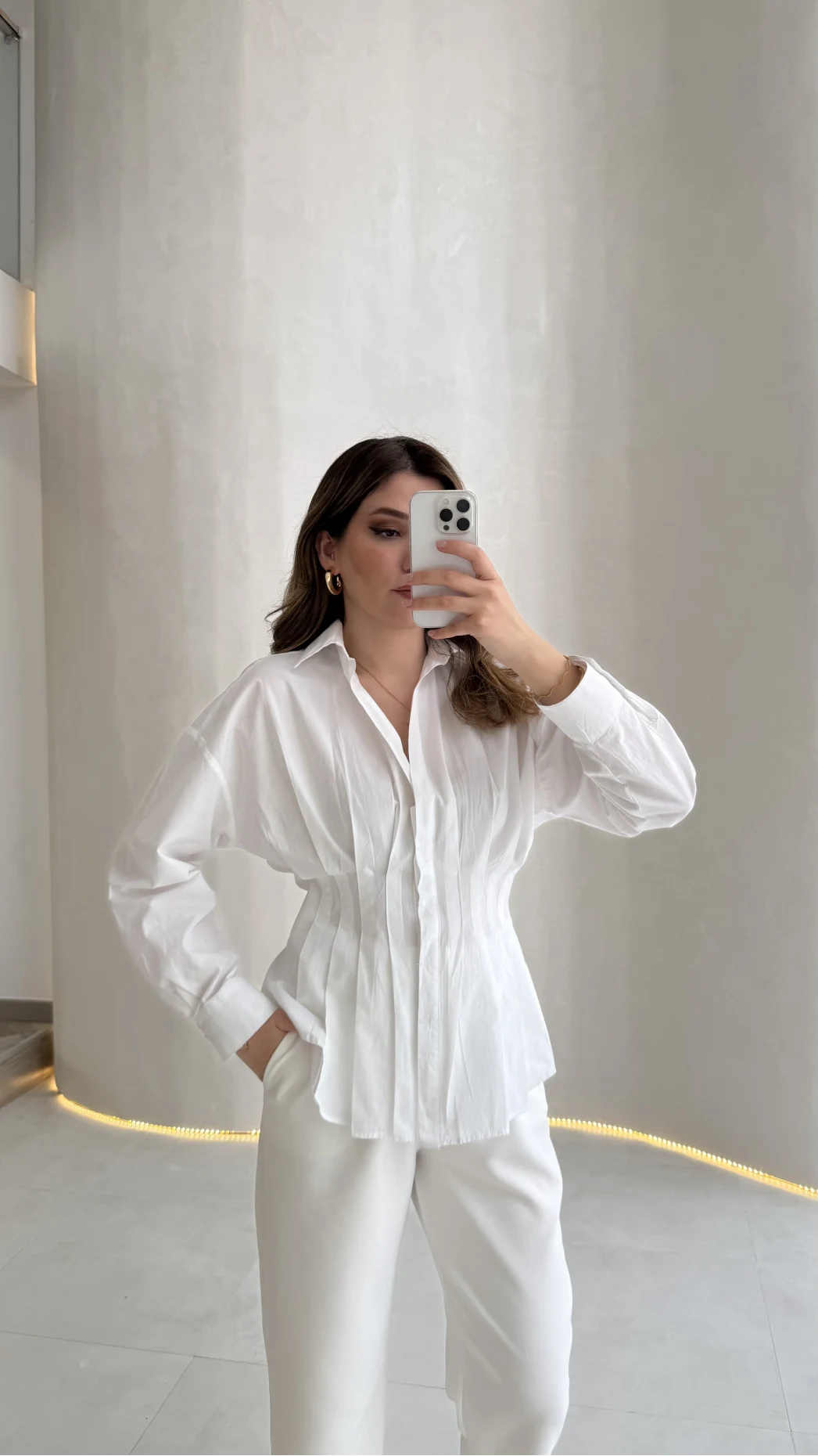 Adira V Yaka Beli Pileli Gömlek - Beyaz - Kod: 126