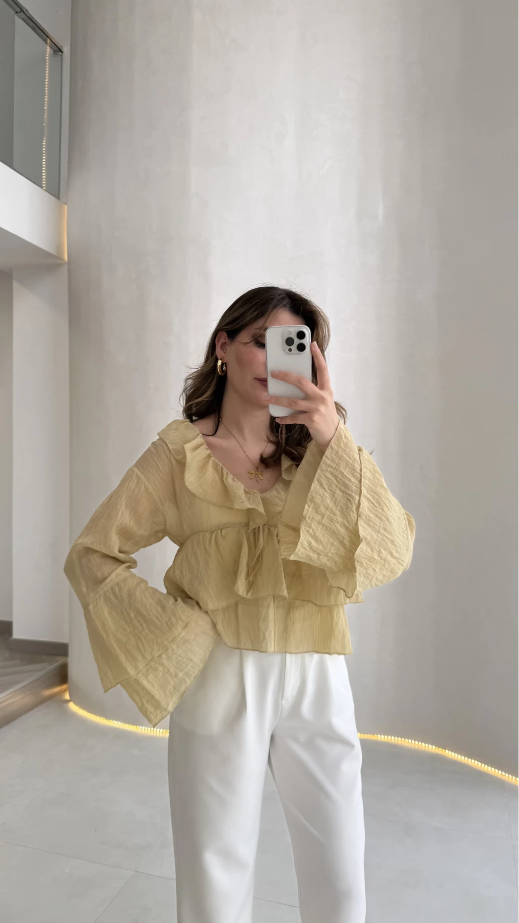 Liry Fırfırlı V Yaka Transparan Bluz - Yeşil - Kod: 1060