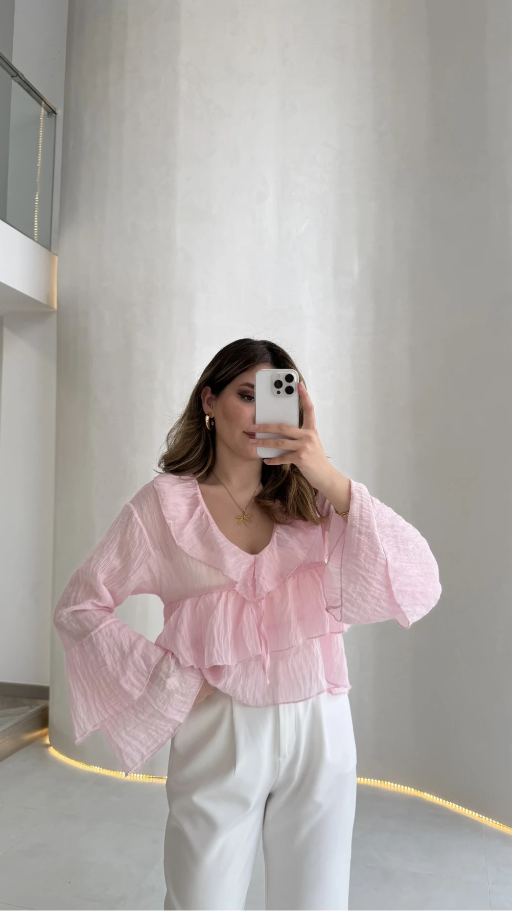 Liry Fırfırlı V Yaka Transparan Bluz - Pembe - Kod: 1060