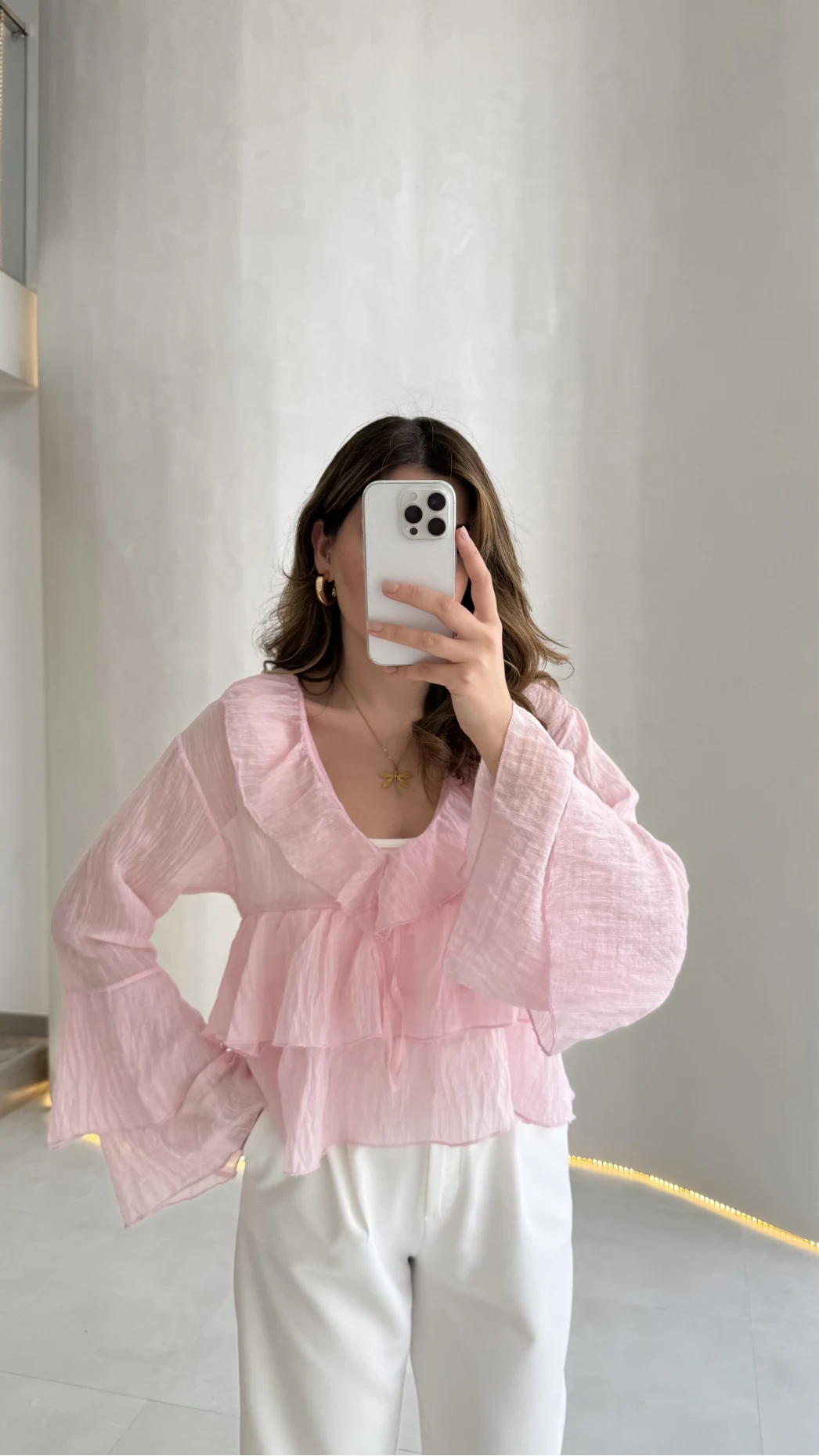 Liry Fırfırlı V Yaka Transparan Bluz - Pembe - Kod: 1060