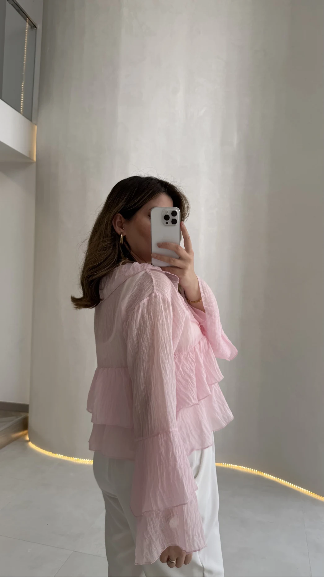 Liry Fırfırlı V Yaka Transparan Bluz - Pembe - Kod: 1060