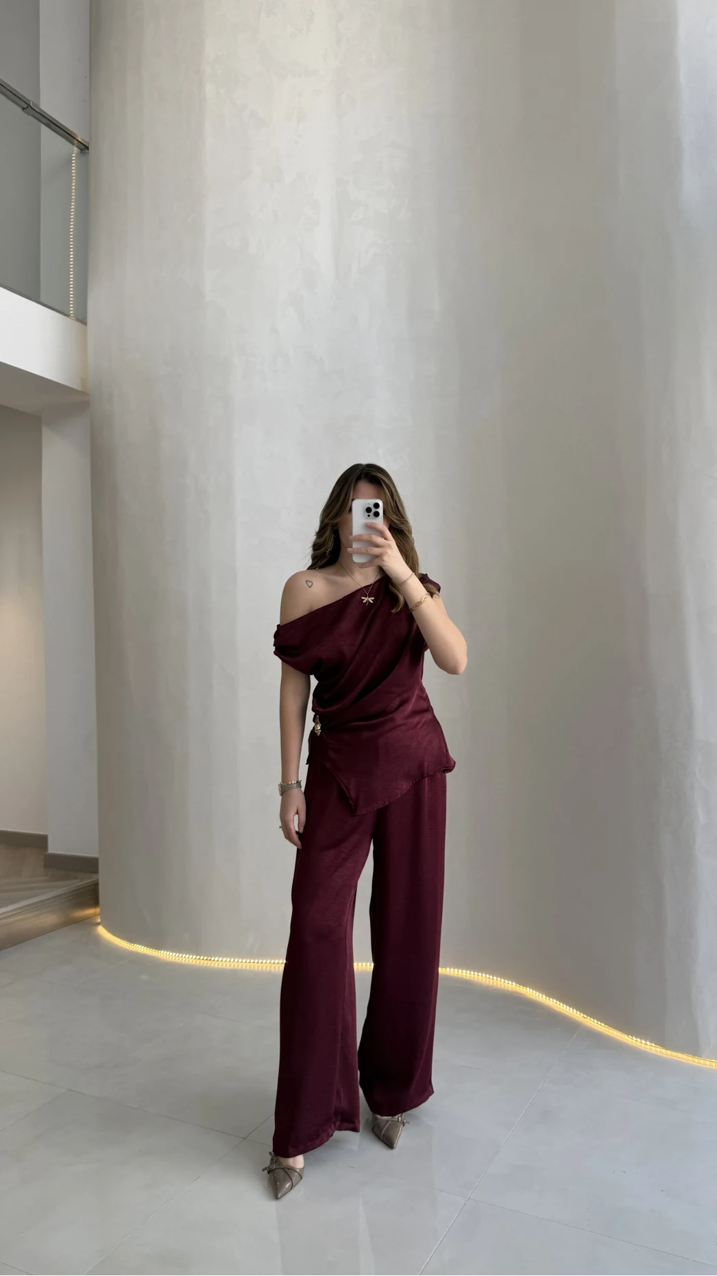 Destino Aksesuar Detay Sıfır Kol Saten Takım - Mürdüm