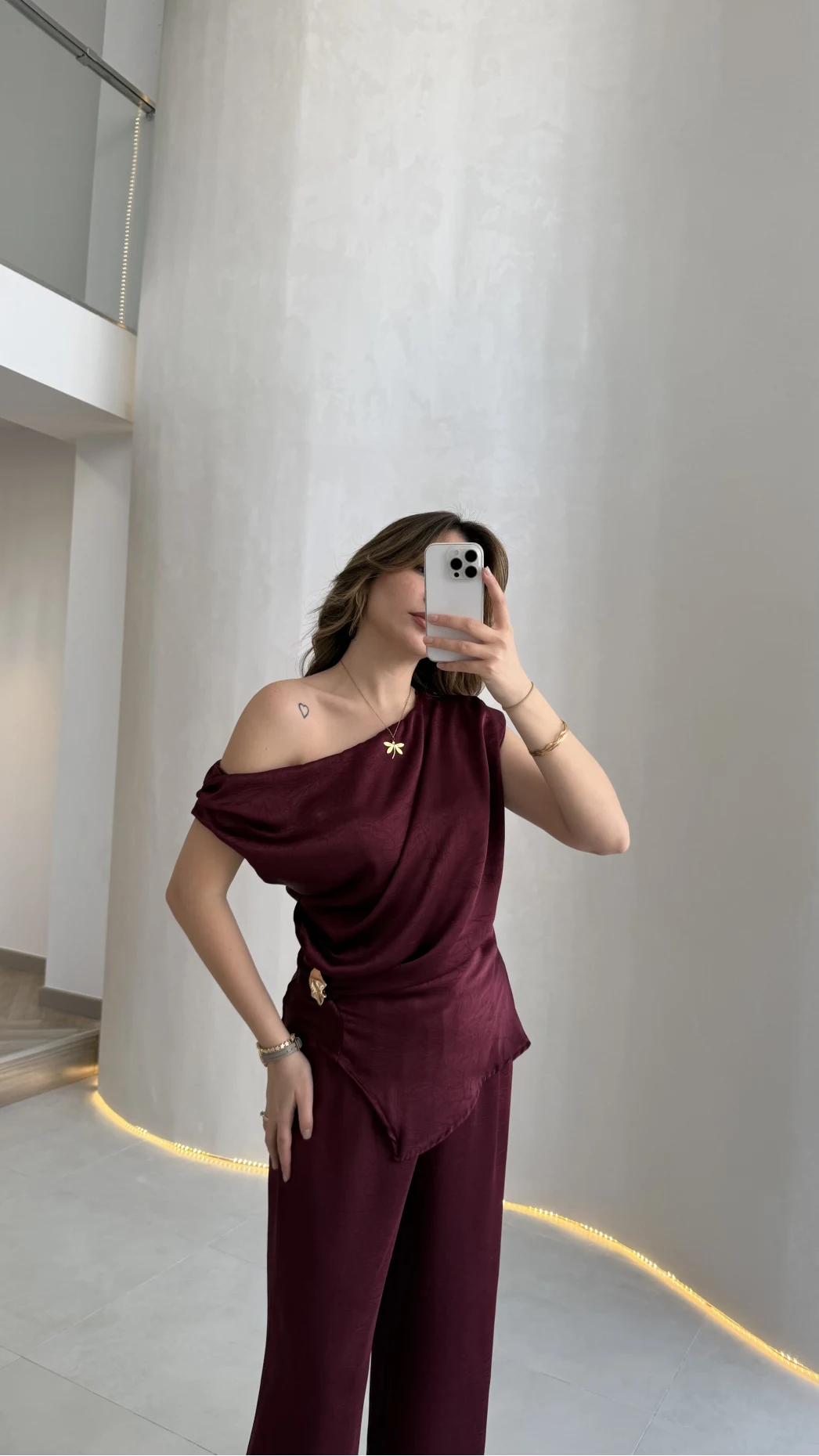 Destino Aksesuar Detay Sıfır Kol Saten Takım - Mürdüm