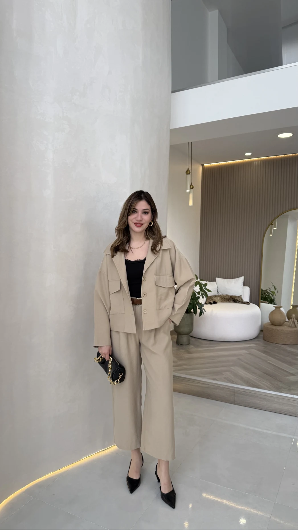 Cepli Kemerli Oversize Ceket-Pantolon Takım - Vizon - Kod: 9025